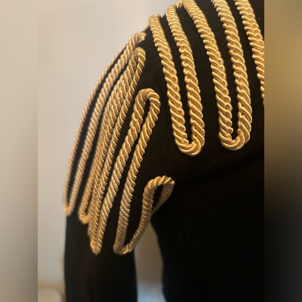 NWOT H&M Black Bolero With Gold Rope Trim & Adornment - Picture 4 of 5